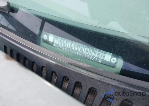 2002 GMC Yukon Sle z USA, uszkodzony, nr VIN 1GKEC13Z02R199471